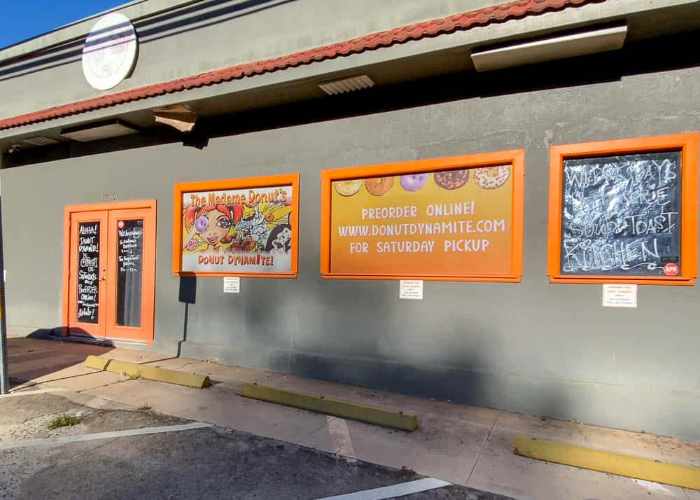 Exterior view of The Madame Donut's Donut Dynamite pickup location in Maui Hawaii
