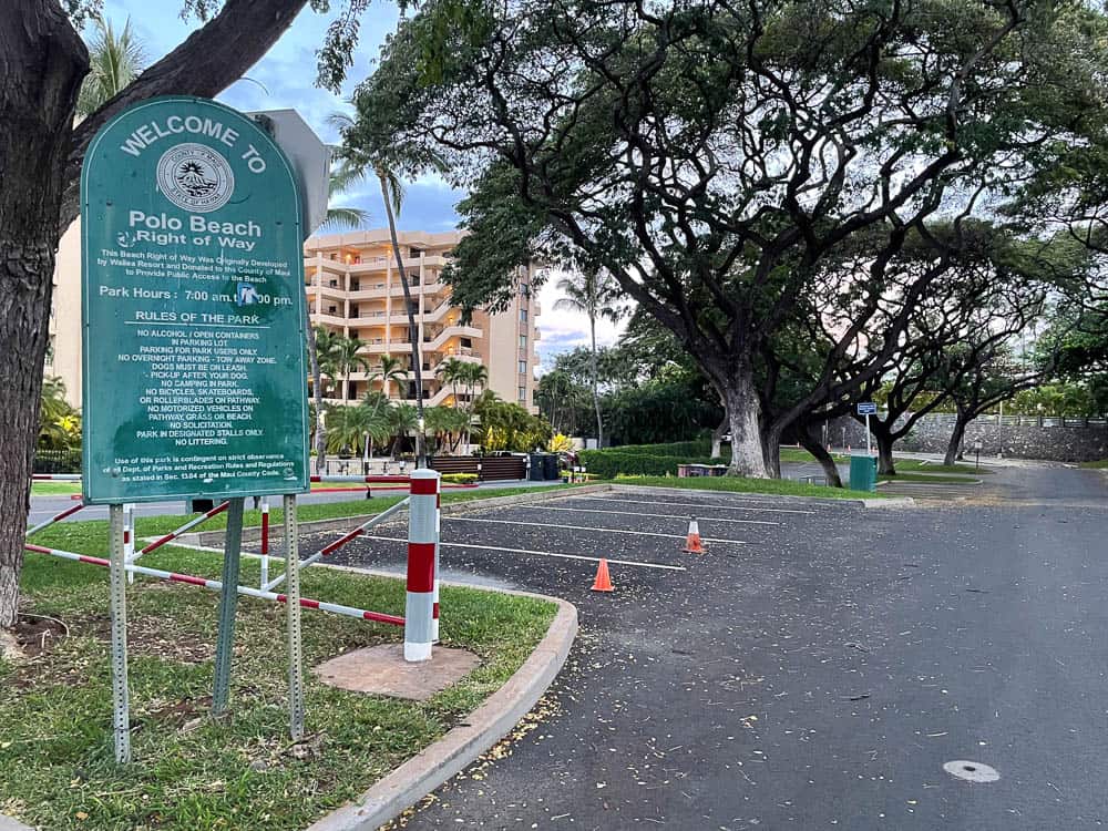 Entrance sign to the Polo Beach parking lot